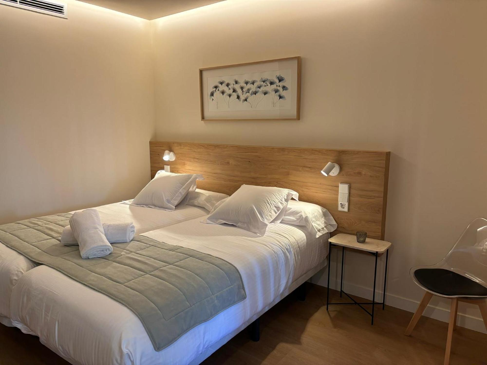 Apartamentos Joaquin Costa Santander Eksteriør bilde