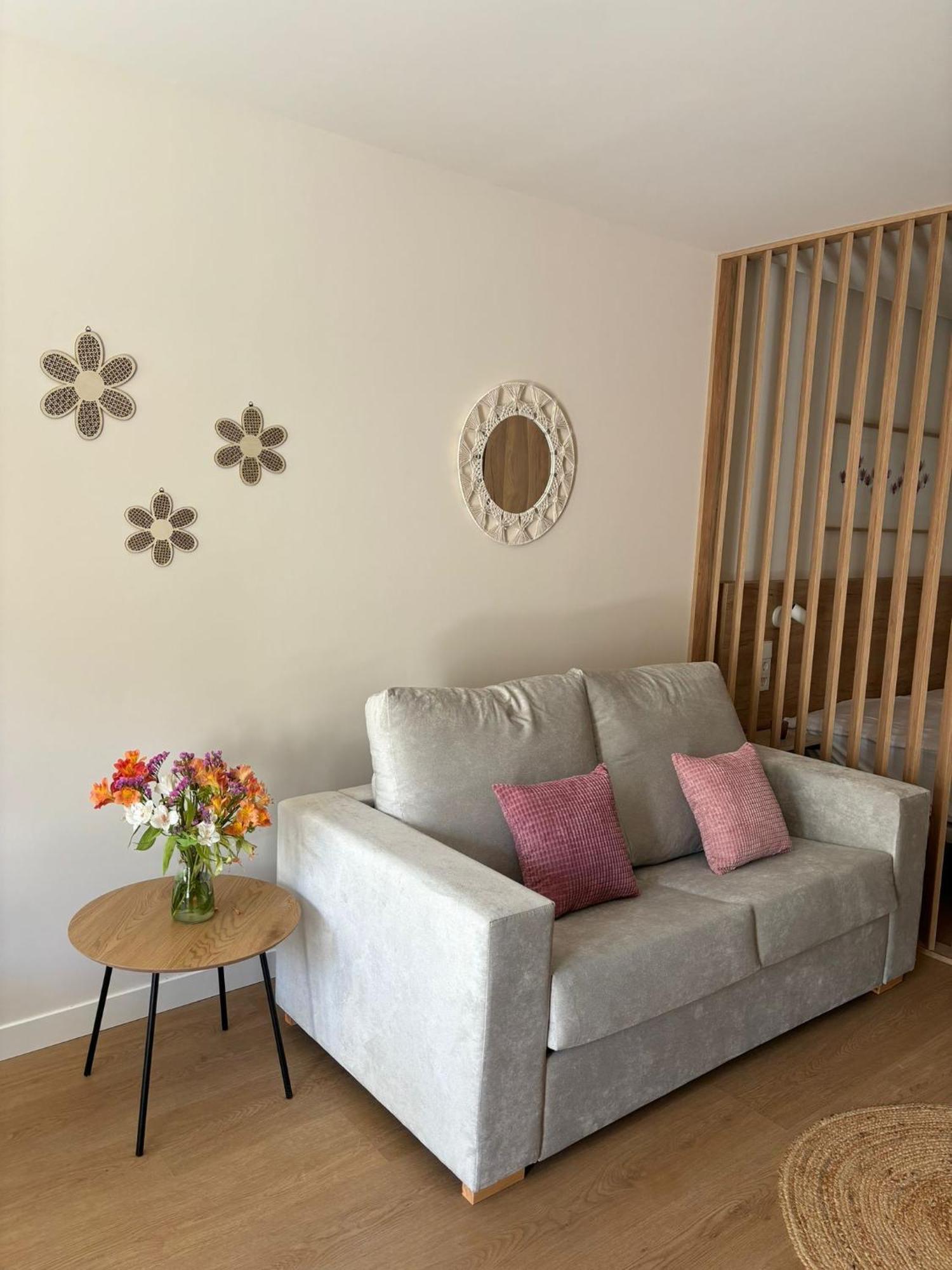 Apartamentos Joaquin Costa Santander Eksteriør bilde