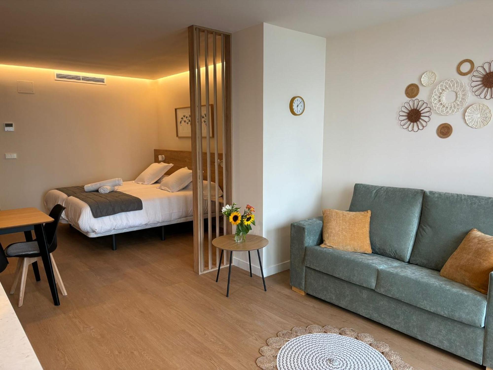 Apartamentos Joaquin Costa Santander Eksteriør bilde