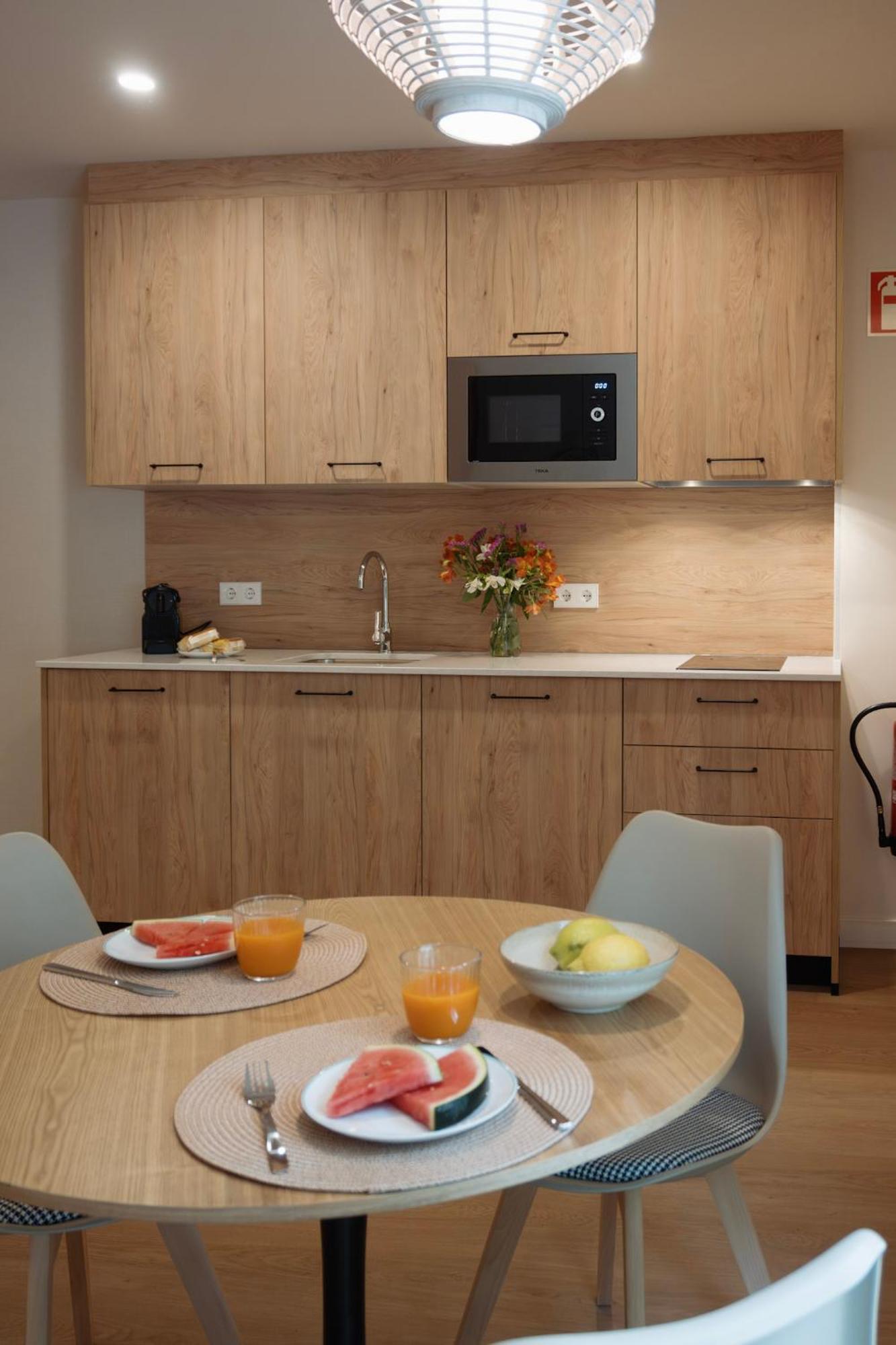Apartamentos Joaquin Costa Santander Eksteriør bilde