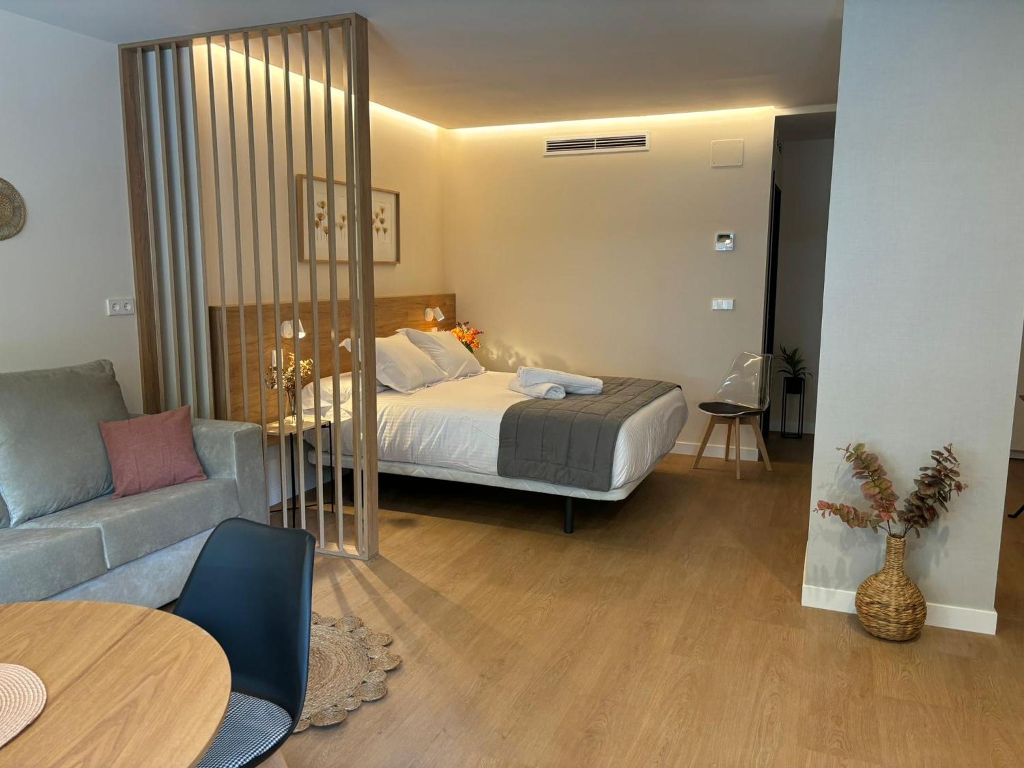 Apartamentos Joaquin Costa Santander Eksteriør bilde