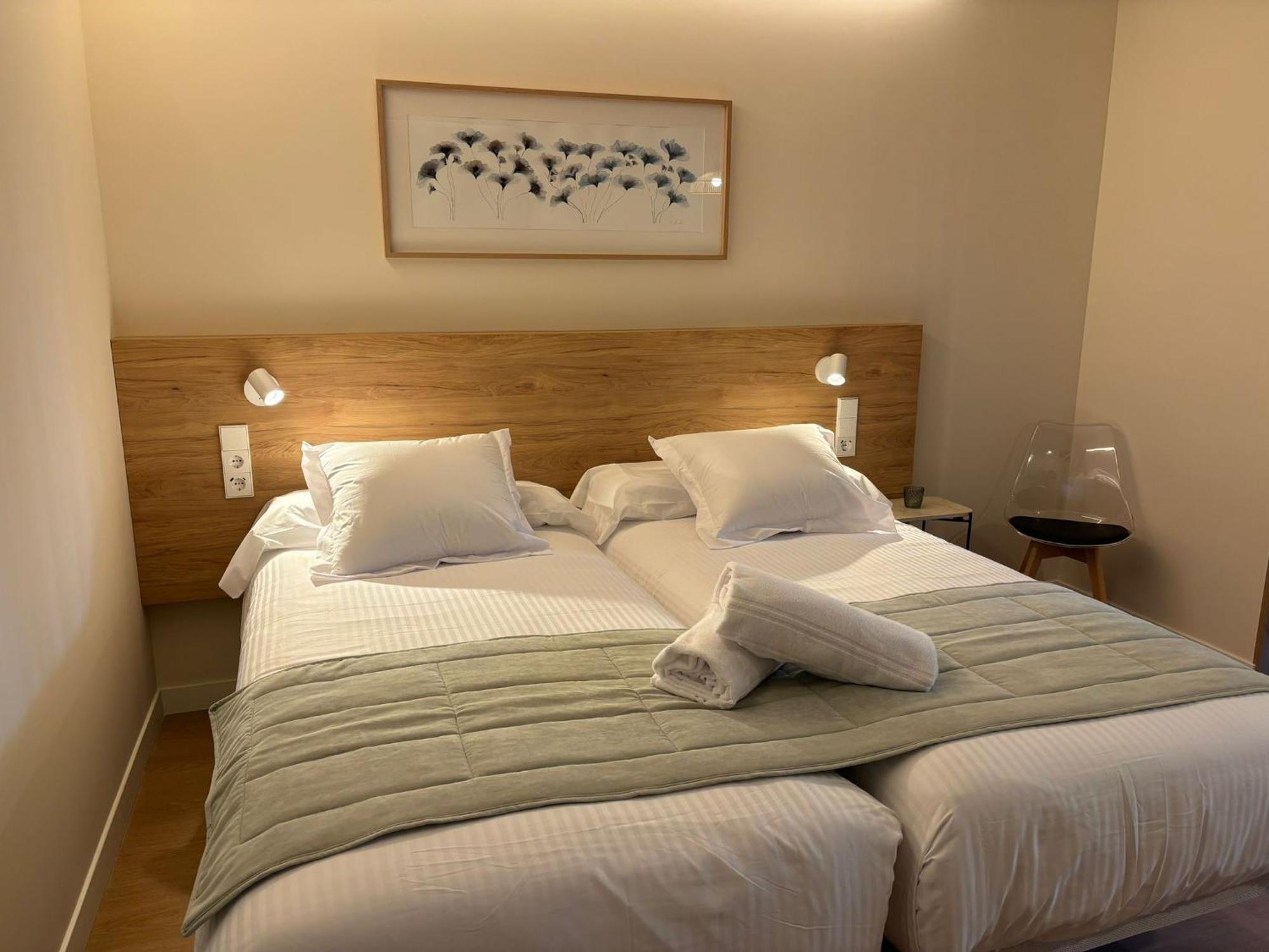 Apartamentos Joaquin Costa Santander Eksteriør bilde